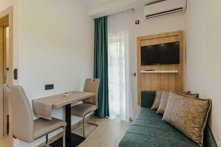 Апартаменты Apartmani Beko - Igalo Херцег-Нови Апартаменты с террасой-4