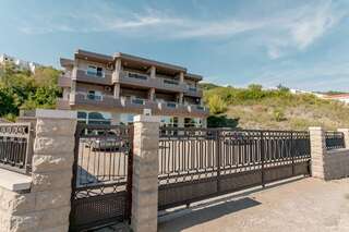 Апартаменты Apartmani Beko - Igalo Херцег-Нови Апартаменты с видом на море-11